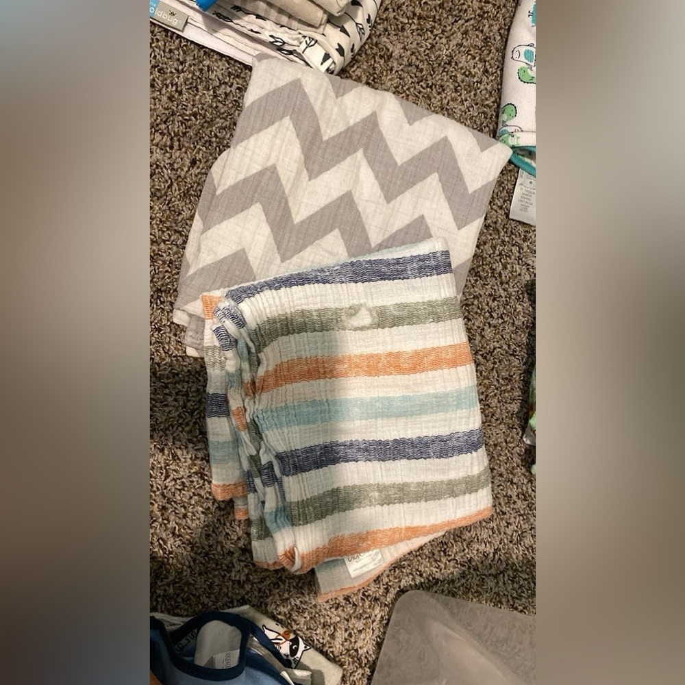 Swaddles